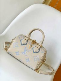 Picture of LV Lady Handbags _SKUfw150681802fw